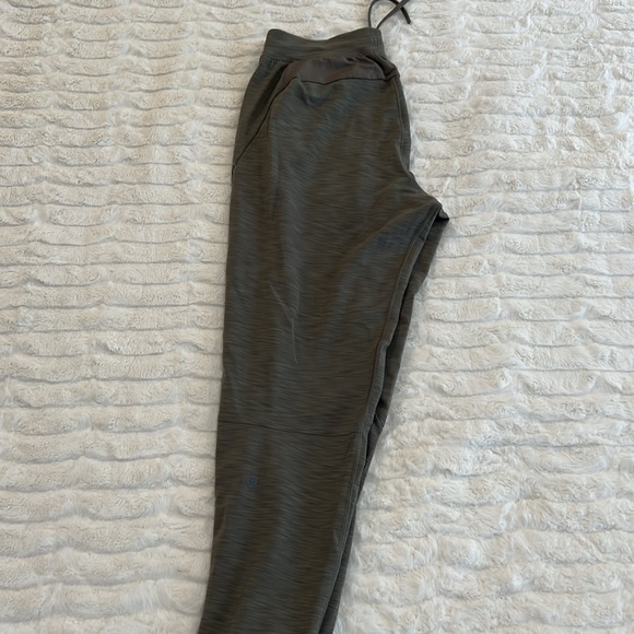 Lululemon balancer pants - Picture 2 of 2